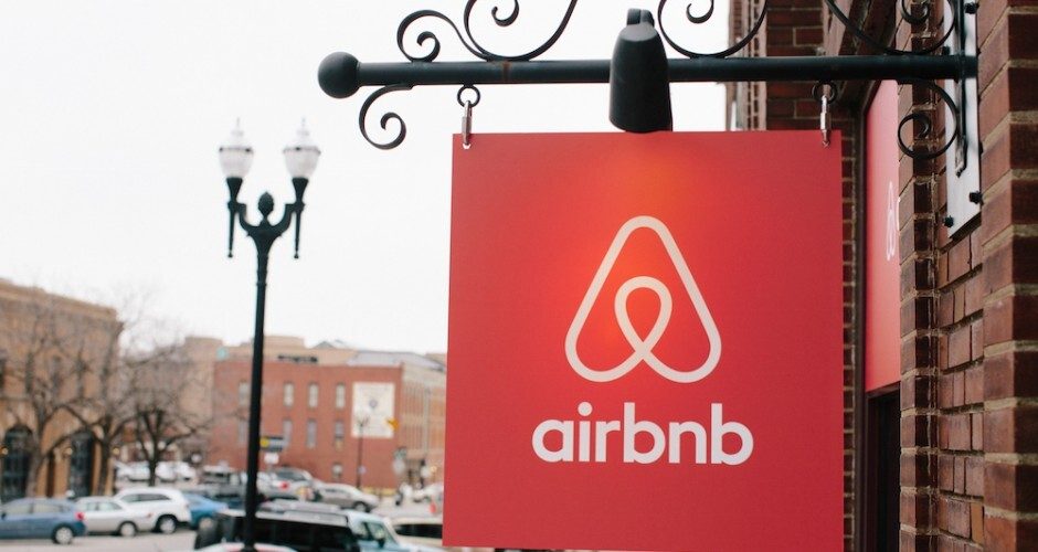 Airbnb vs. Renting: Which is Profitable for Landlords?