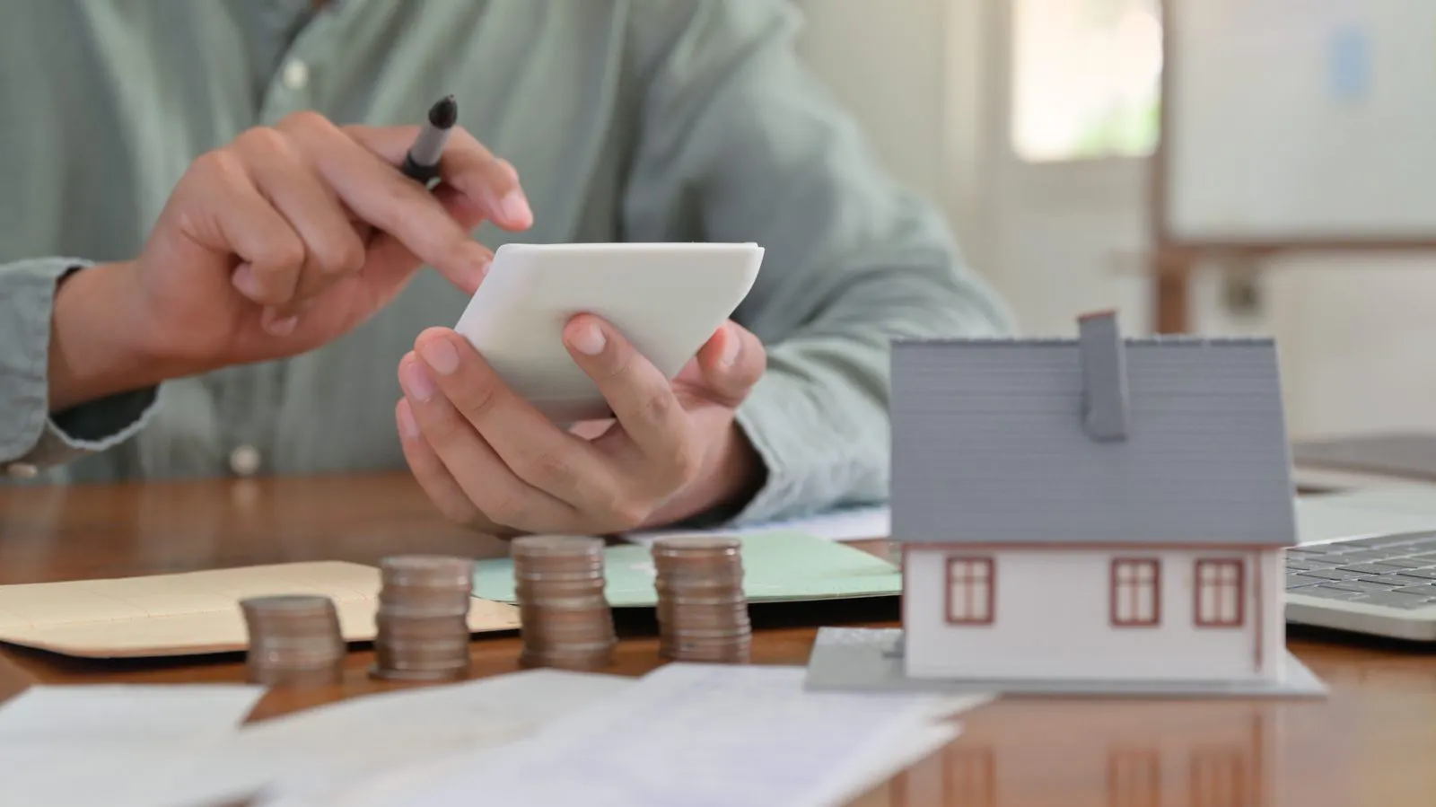 Landlords Urged to Act Fast on Refinancing