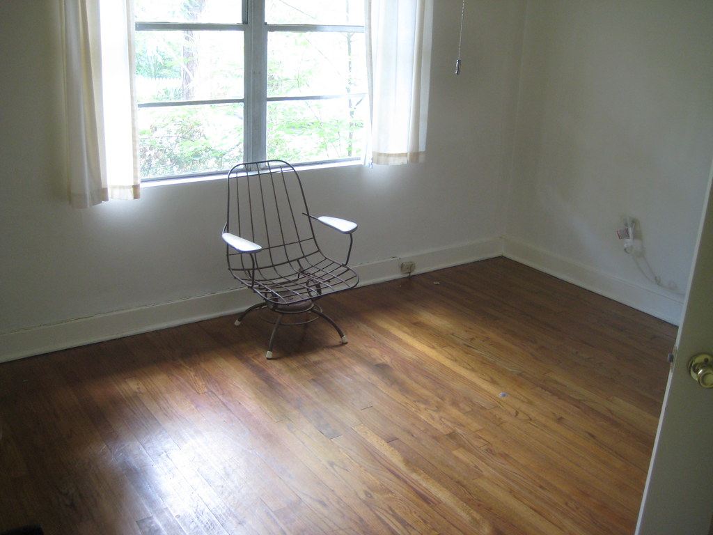 Do You Pay Utilities On An Empty Property?