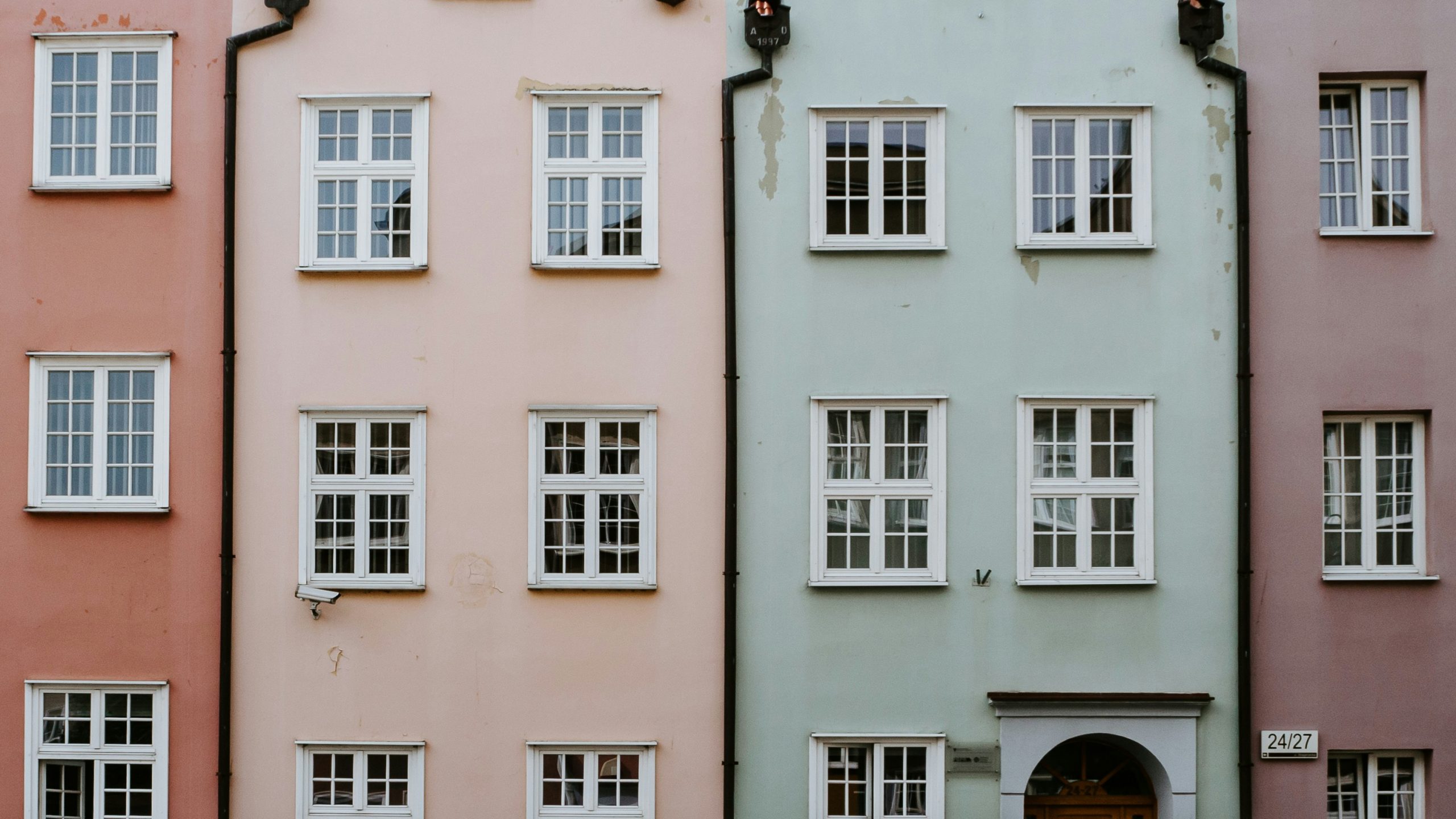 Do Leasehold Flats Go Up In Value?