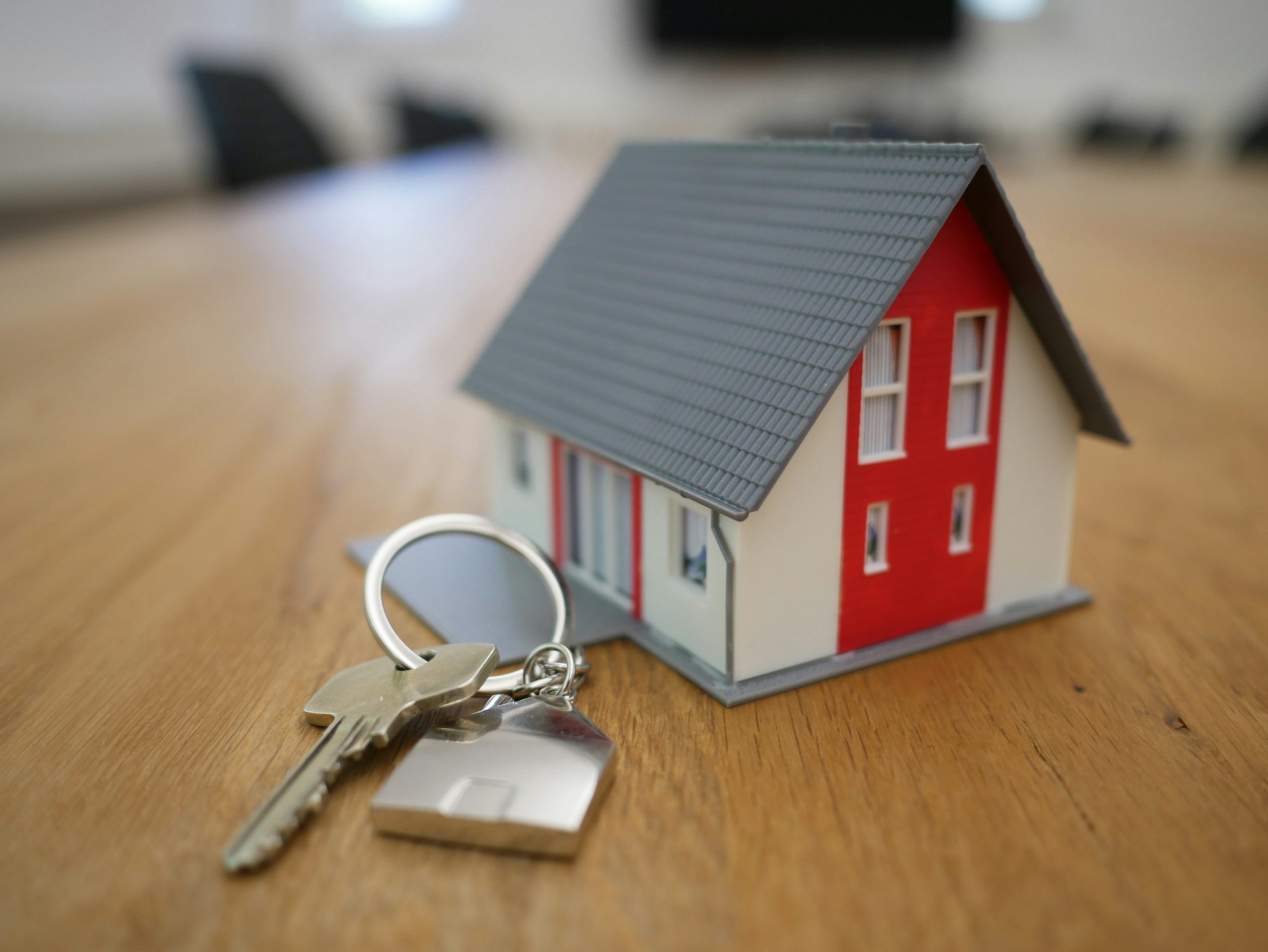 Landlord's Second Court Appearance: Unusual Behavior Persists