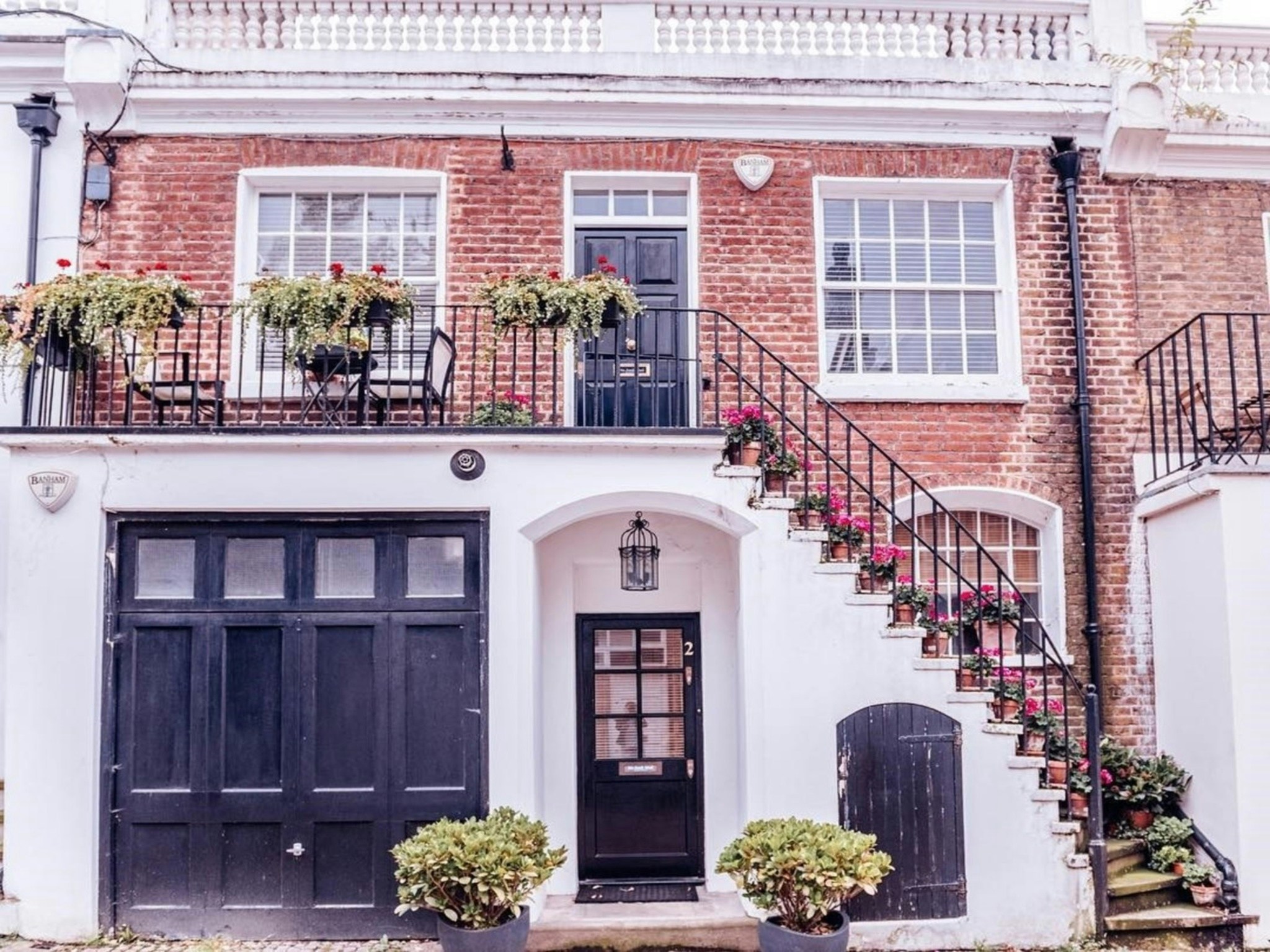 Rent Prices Fall Amid Growing Pressure