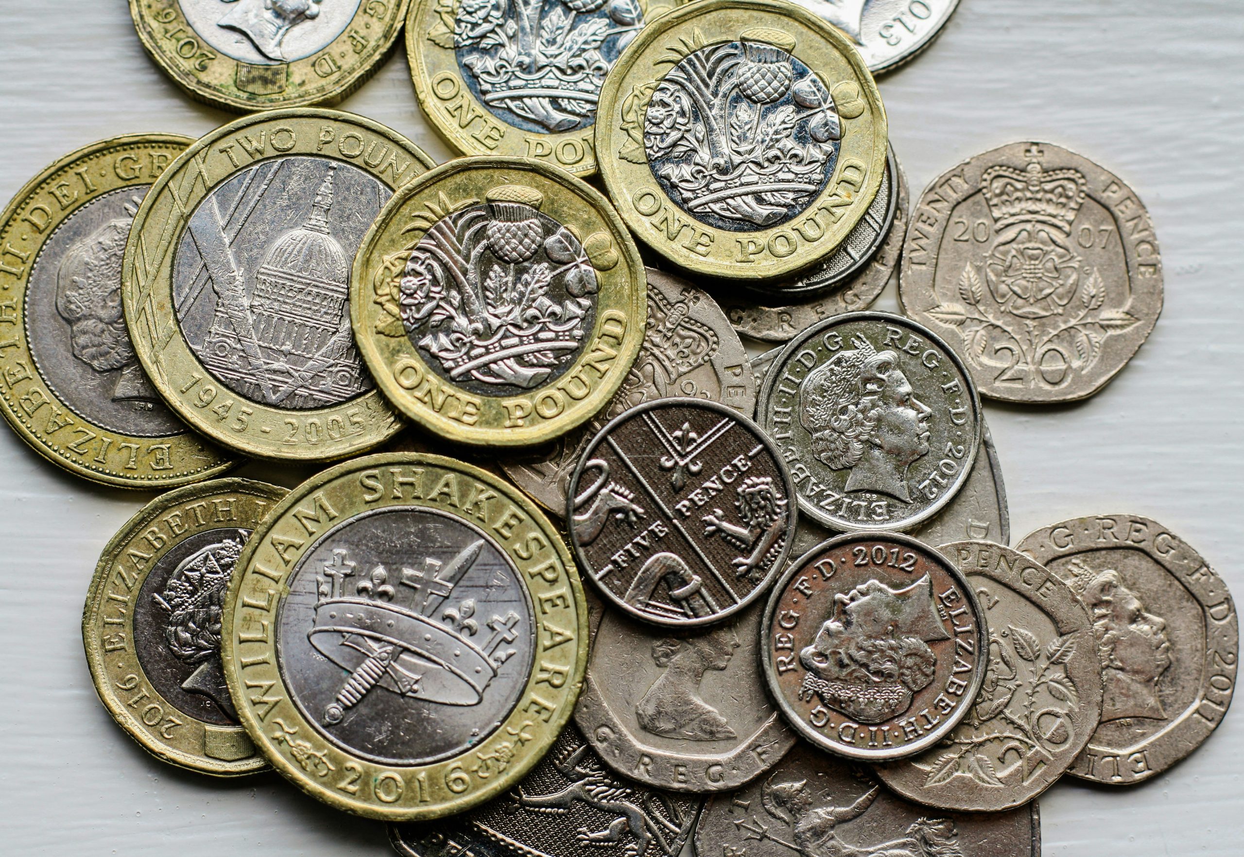 High Street Bank Cuts Rates, But Market Average Rises
