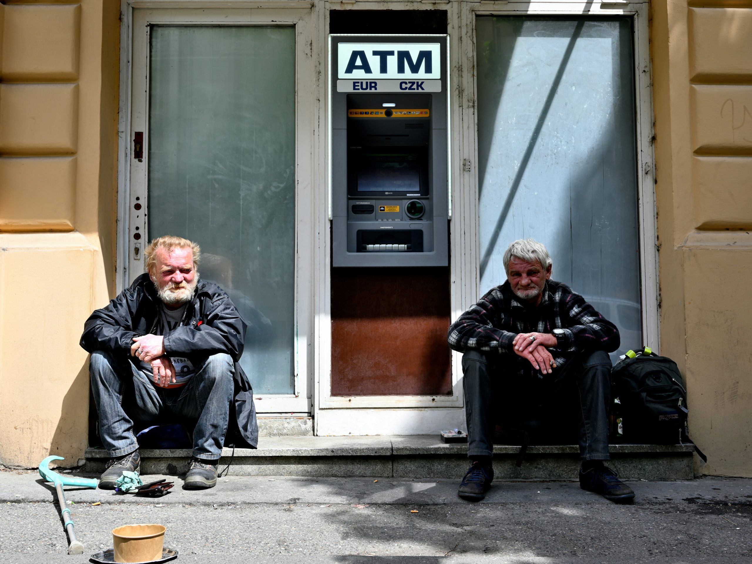 Lenders Cut Rates and Ease Mortgage Rules