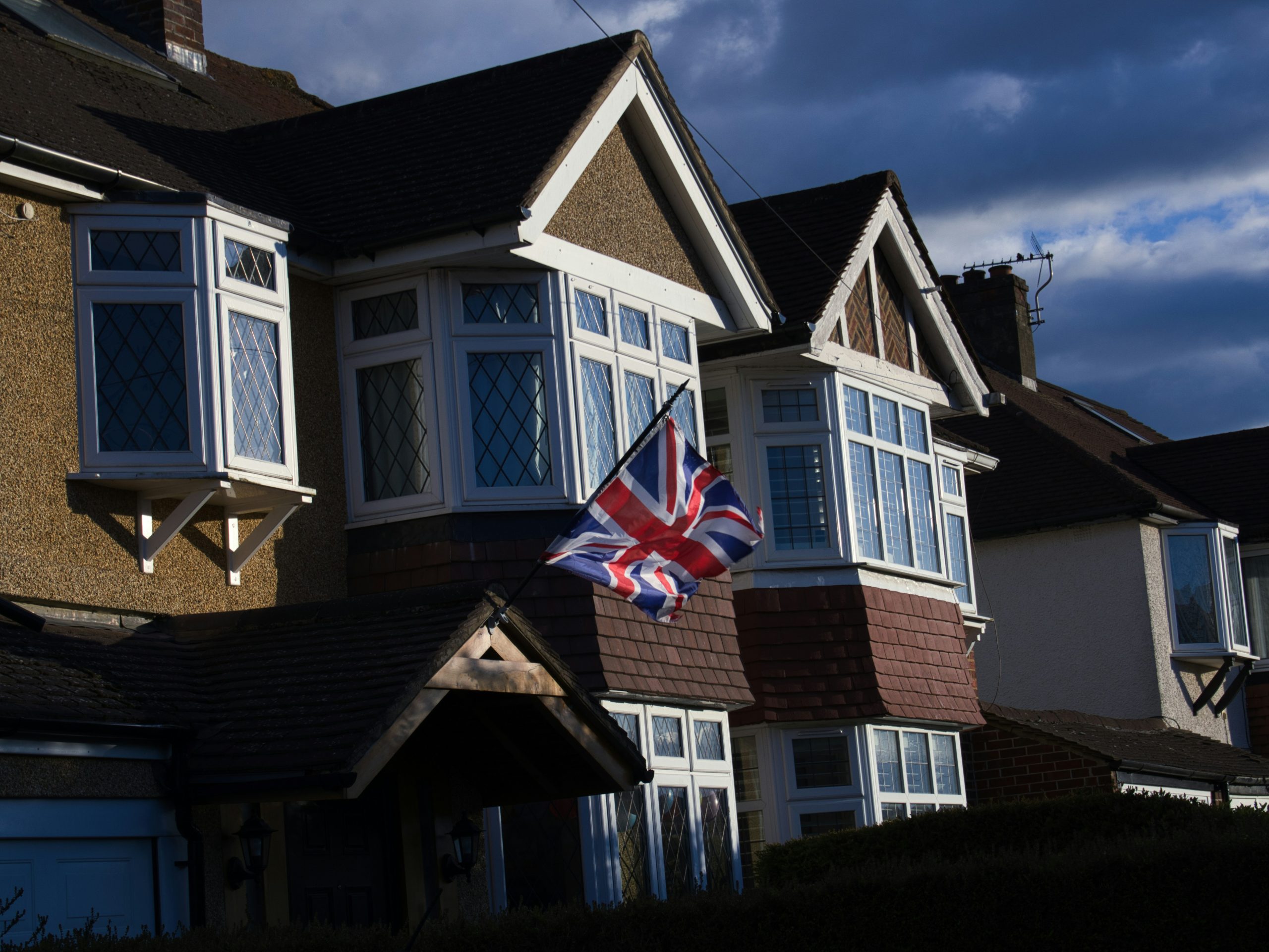 Pressure on Starmer to Curb Rent Rises