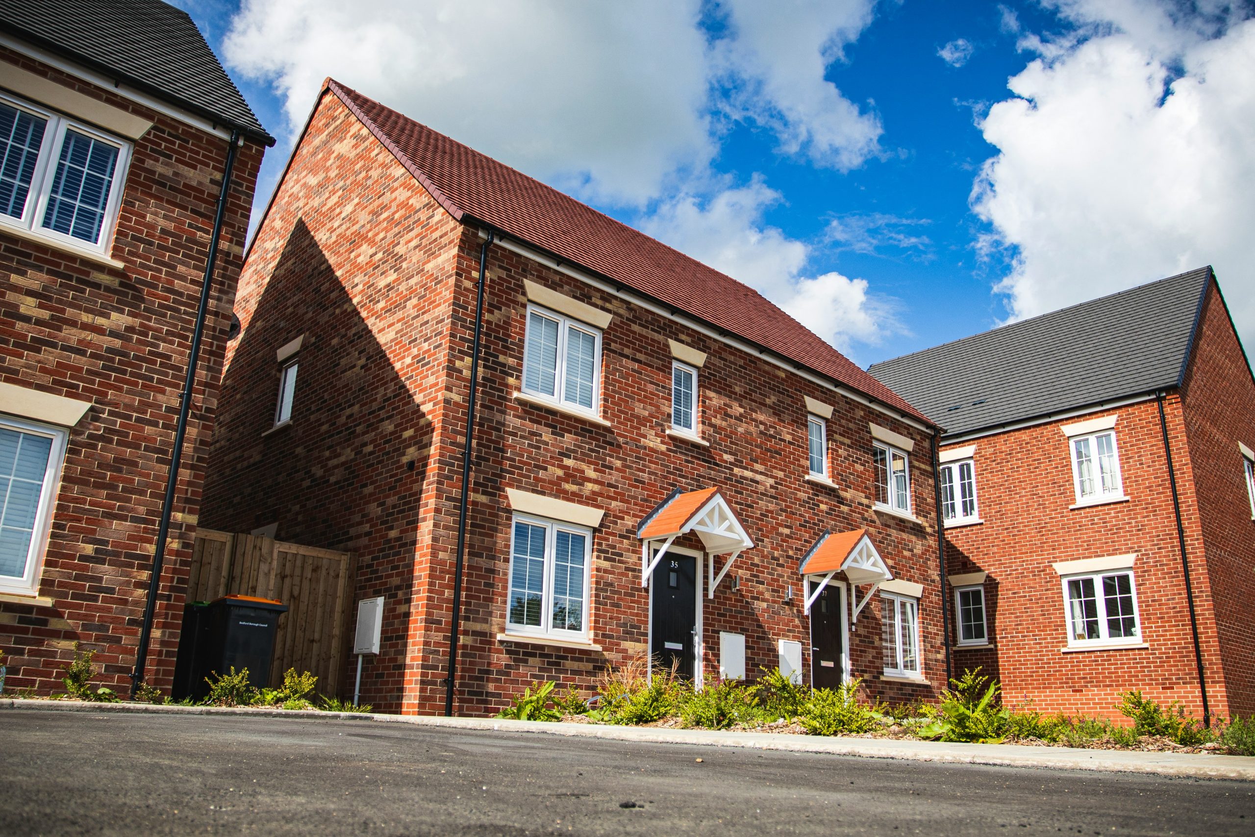 House Prices Jump £4,000 in March